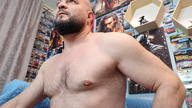 Muscle_Bear live sex cam