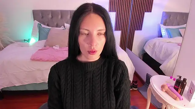 Neo_sarah_'s cam snapshot