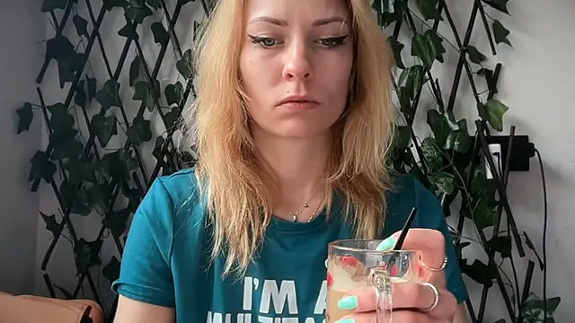 karo123421 live sex cam