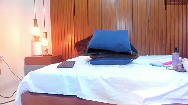 Arianaa_Gray's cam snapshot