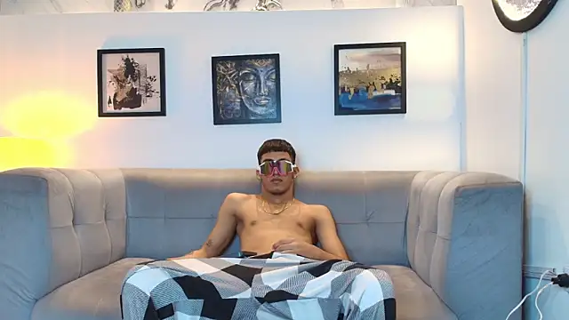 DIAMOND_BLACKS live sex cam