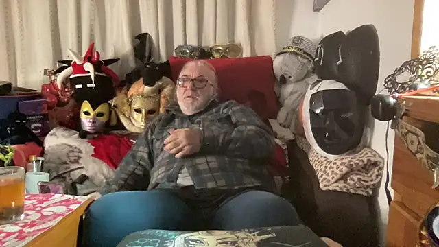 EroticVenetian live sex cam