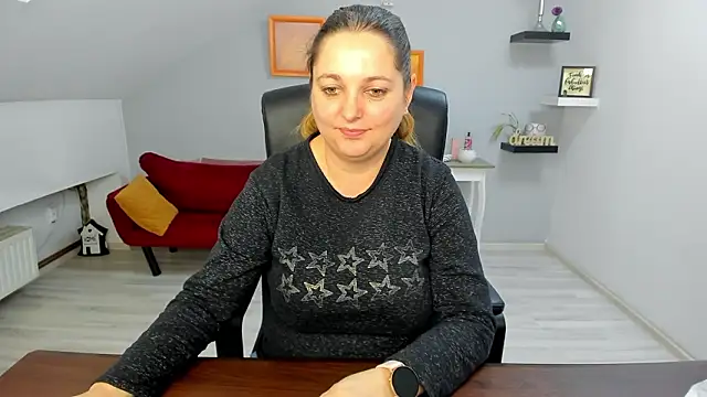 LollaGirl's cam snapshot