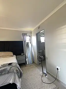 MissLola27's cam snapshot