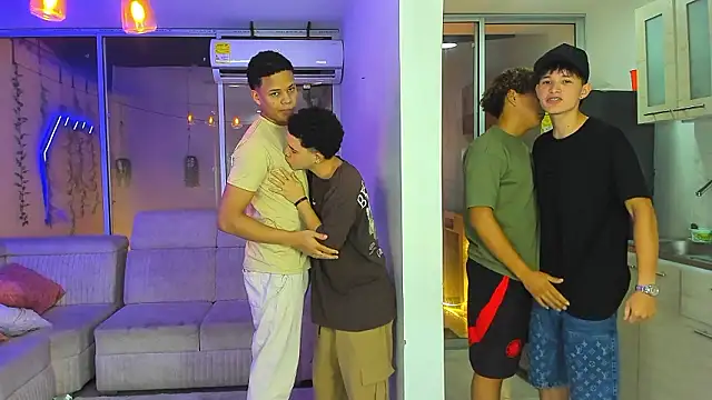 Houseofwarrios's cam snapshot