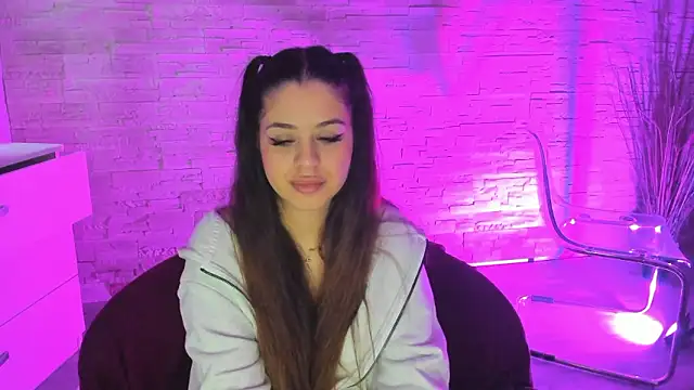 BellaNoir_'s cam snapshot