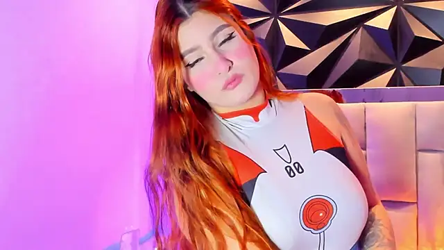 megan_whitee__'s cam snapshot