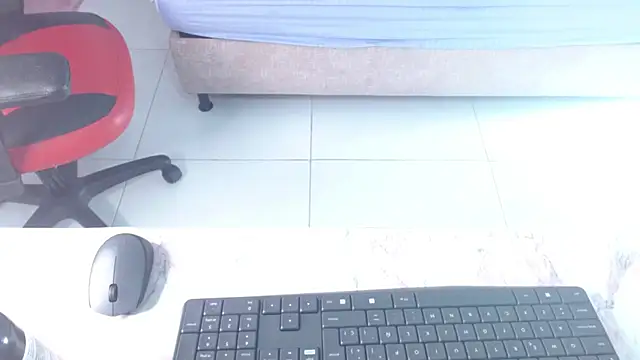 bella_fox723 live sex cam