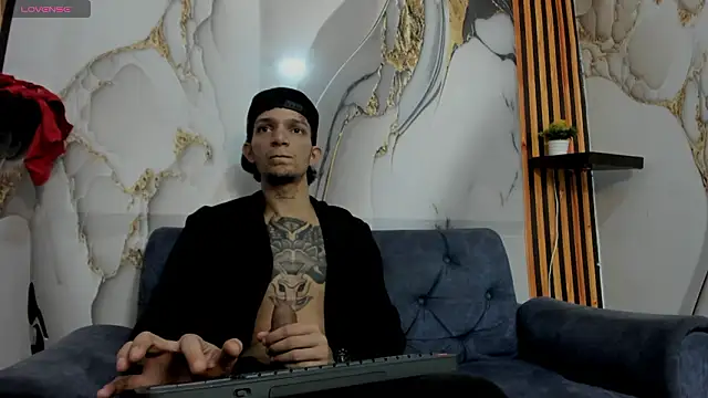 Straight_Guy22's cam snapshot