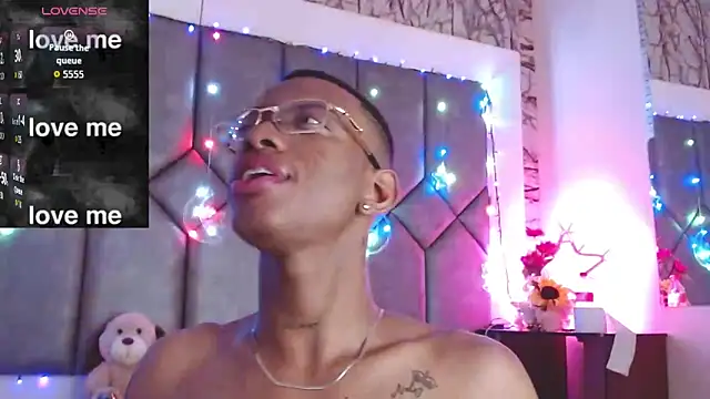 Tiffany_Valentine15 live sex cam