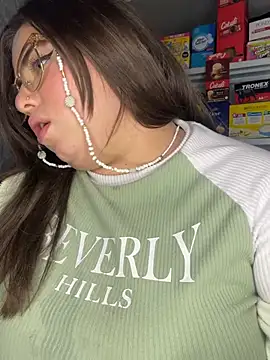 Kitty_Bms_'s cam snapshot