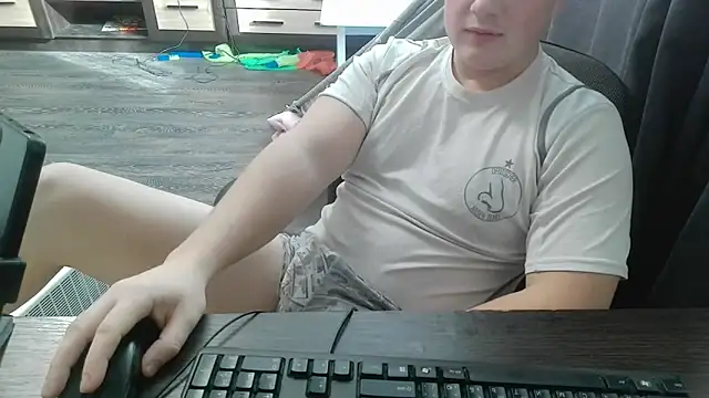 gamblingbum's cam snapshot