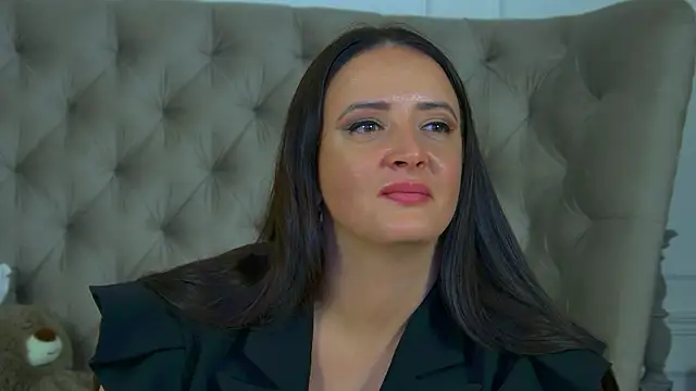 ElinaBellucci's cam snapshot