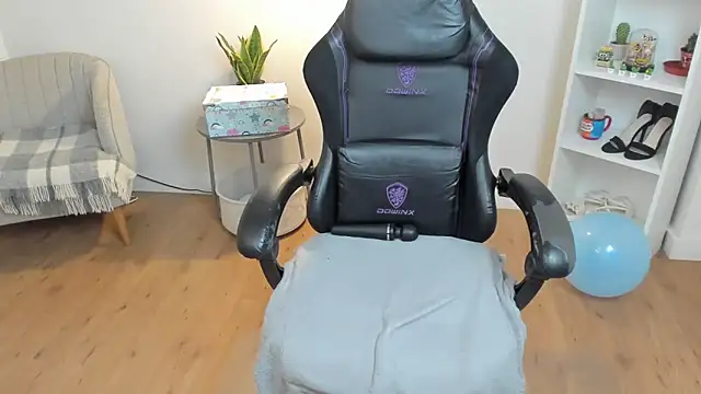 _BellaEvans_'s cam snapshot