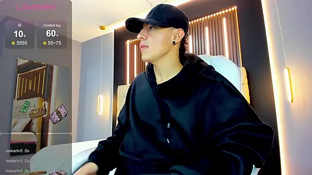 Lobo_17_'s cam snapshot