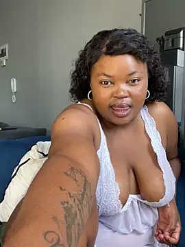 Curveysinaa live sex cam