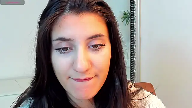 bad_dora's cam snapshot