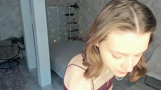 LianneBynon's cam snapshot