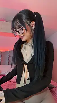 _Lucycherry's cam snapshot