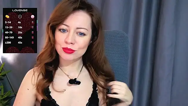 GirlfriendNina's cam snapshot