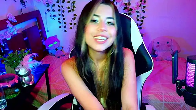 Kittyuwu_'s cam snapshot