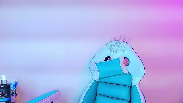 Lia_adamsss's cam snapshot