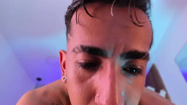 Donovan_Desmond live sex cam