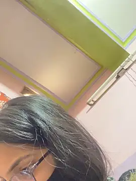 Sandhya_77's cam snapshot