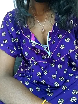 Honey_rosetamil's cam snapshot