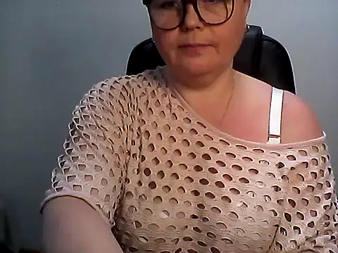 EllaLove2277 live sex cam