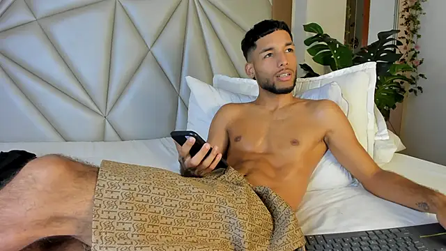 Thiagoferreti live sex cam