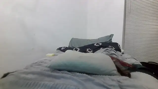 Peachestabby147's cam snapshot