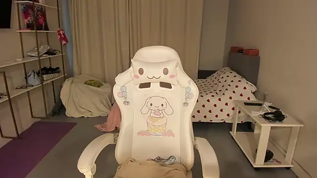 ka00ru_chan's cam snapshot