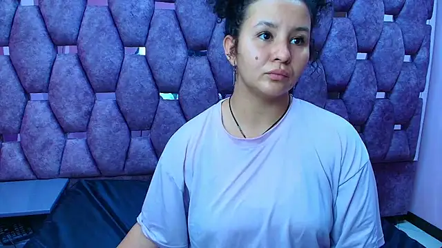 AlaSmith's cam snapshot