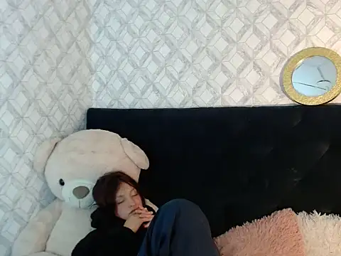 Emma-Wilson's cam snapshot