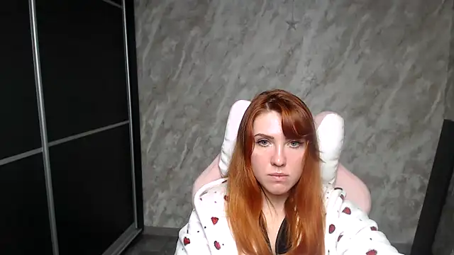 Reginasmilee's cam snapshot