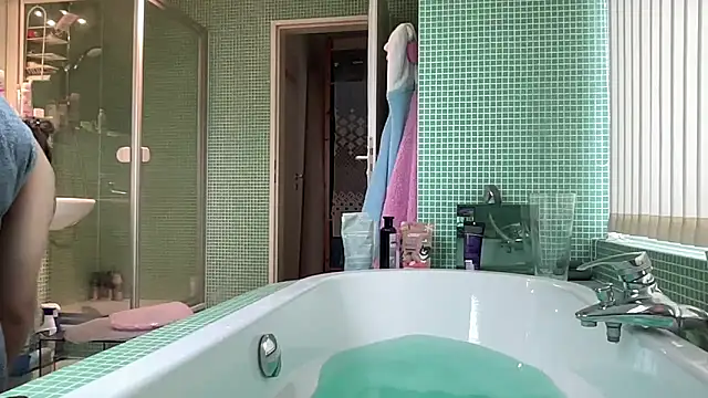 MyMegann's cam snapshot