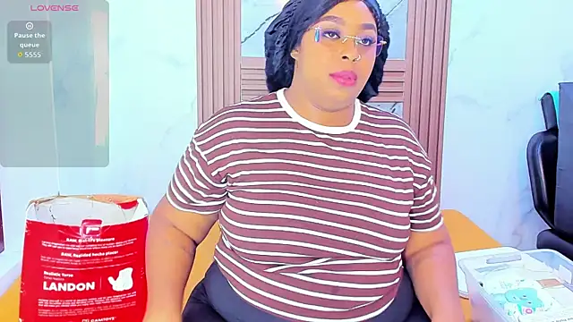 HannyMansonh live sex cam