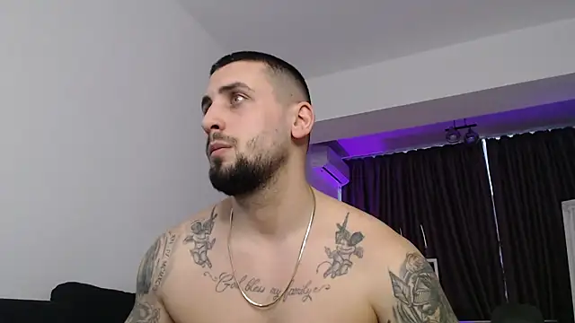 _DylanGreen live sex cam