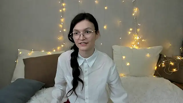 ThoraMarola's cam snapshot