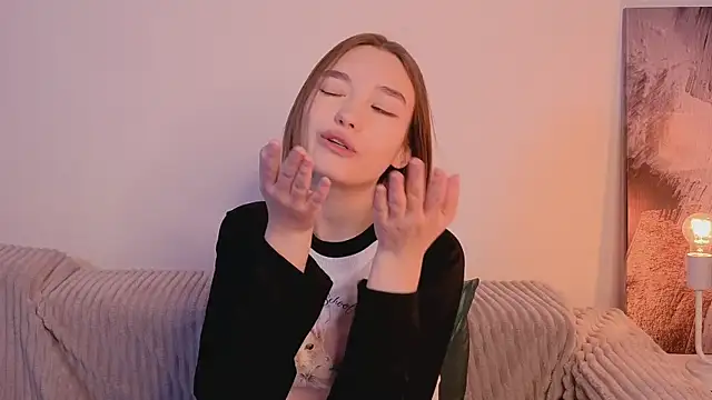 Leyla_crsh's cam snapshot