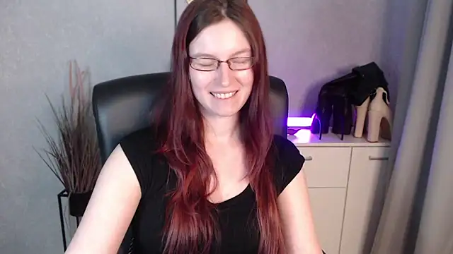 emmaxDelight's cam snapshot