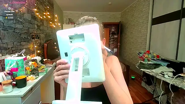 __Aphrodita__wow__'s cam snapshot