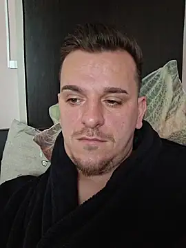 Huge_cock22cm live sex cam