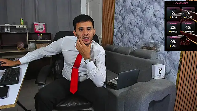 Hideintheoffice live sex cam