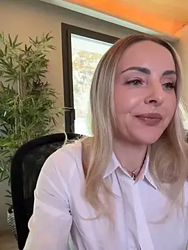 EmaSalis live sex cam