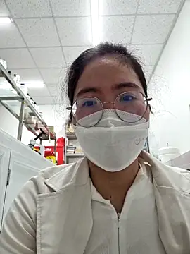 HinaLovely live sex cam