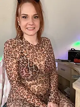 Fiebie_licios live sex cam