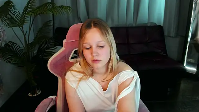 FallenLane's cam snapshot