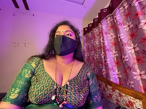 LouleyRanii's cam snapshot